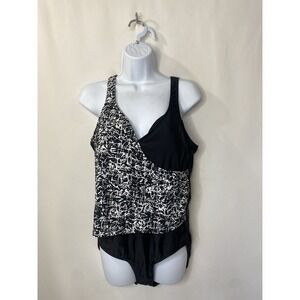Vintage NWT Jaclyn Smith Swim Wear One Piece Bathing Suit Size 18 Padded Bra